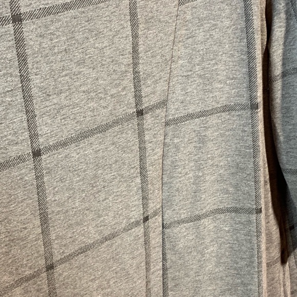 Grey and black plaid knit jacket - Picture 7 of 8